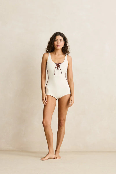 Cream|Contrat Surf Short Lace Up One Piece