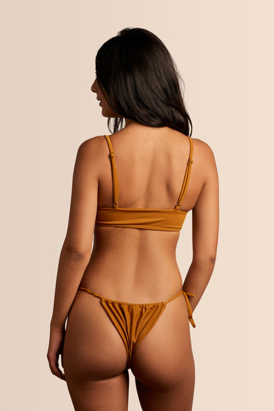 Praline|Model is 5'8 (32C - 27) and wearing Small - Juliette Bikini Bottom|STL-2